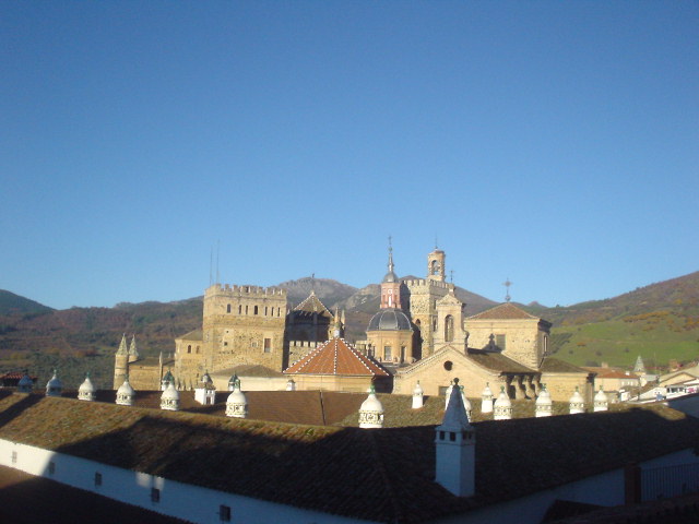 Bezoek het klooster van de maagd María Magdalena en de Hiëronymus monniken in Guadalupe